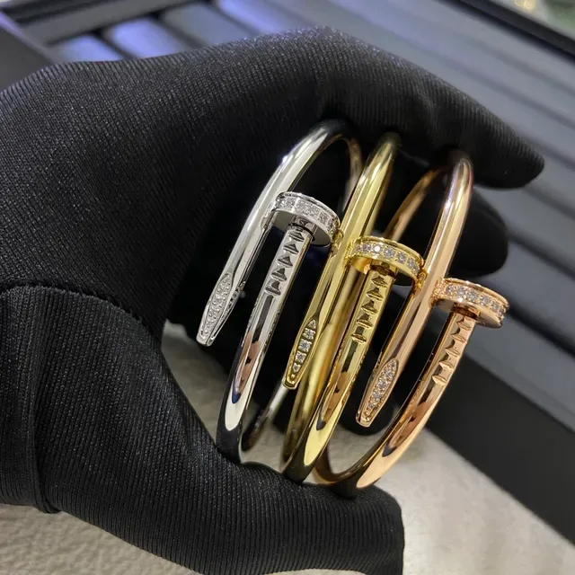 Bracelet Cartier Juste un Clou Pavé Diamants Motif Clou 2