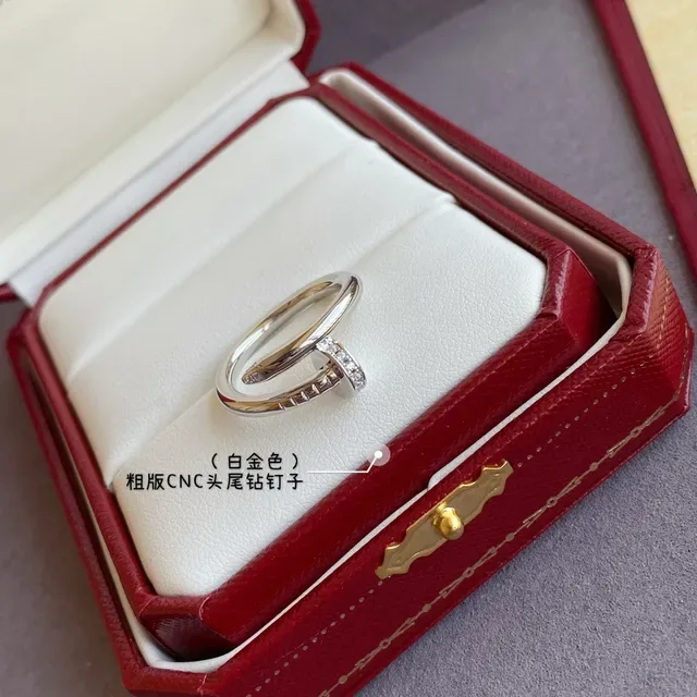 Bague Cartier Juste un Clou Pavé Diamants Or Jaune 3