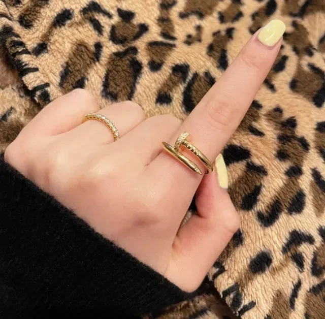 Bague Cartier Juste un Clou Pavé Diamants Or Jaune 9