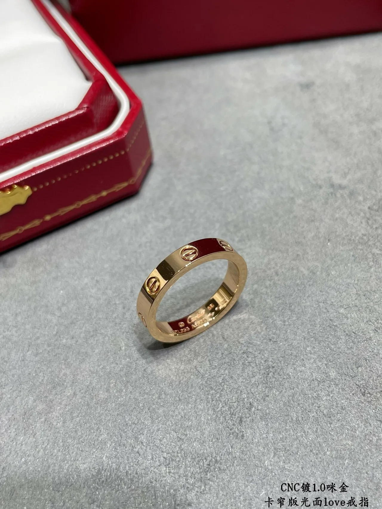 Cartier Love bague motif de vis fini poli en or et argent 6