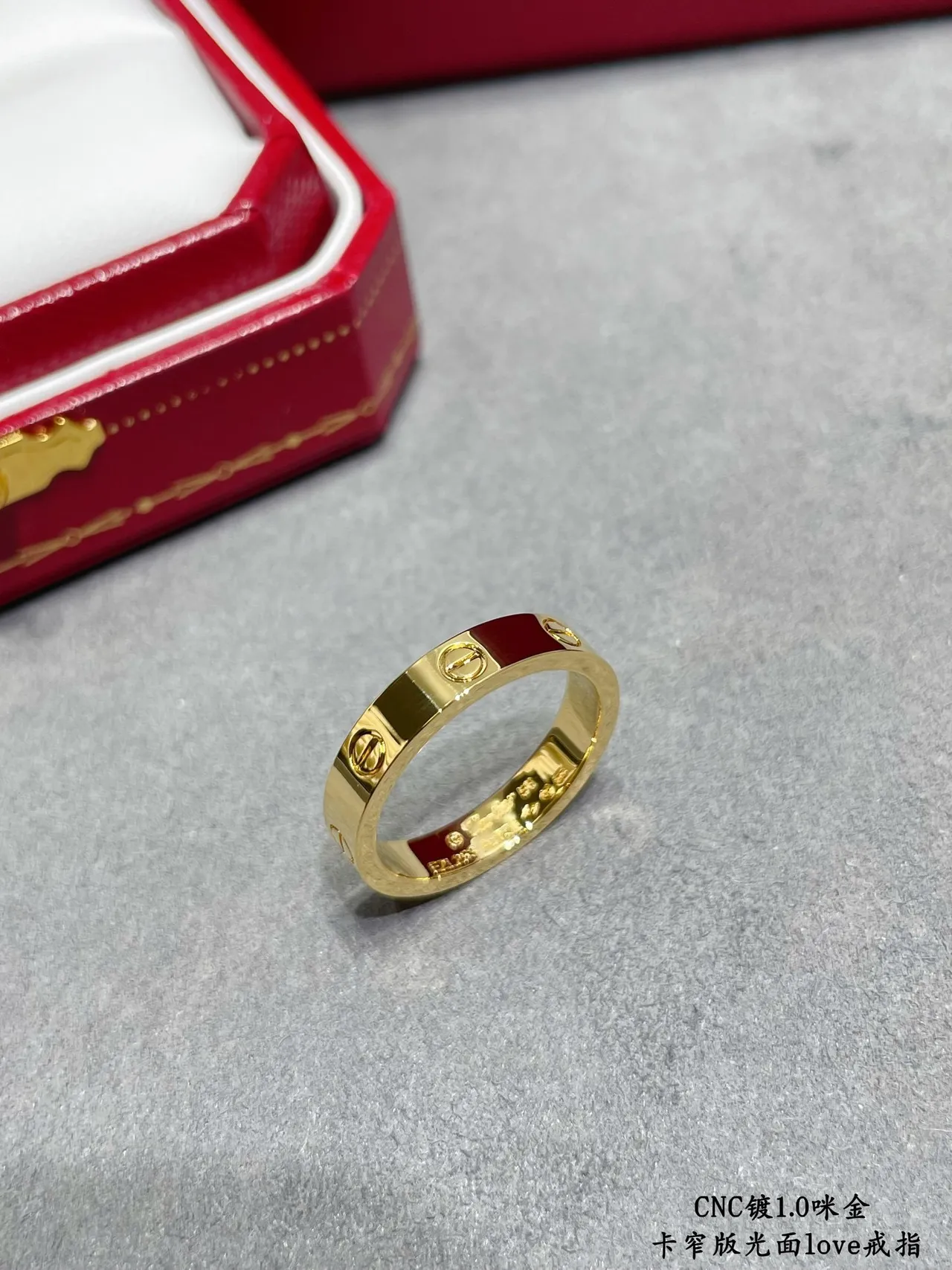 Cartier Love bague motif de vis fini poli en or et argent 8