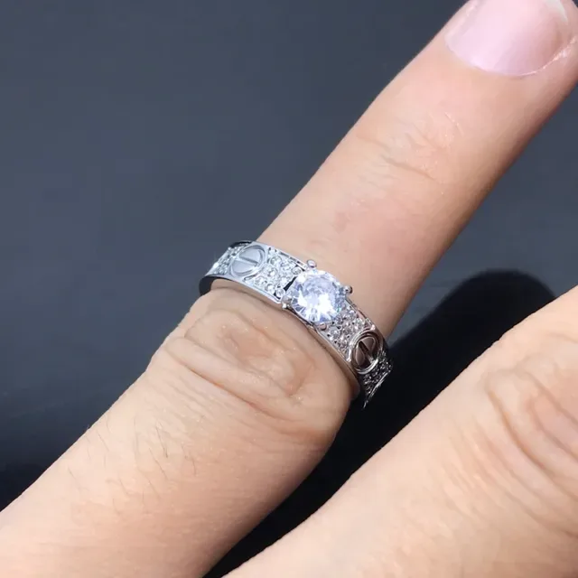 خاتم Cartier Love فضي وذهبي Pavé Diamond حجر مركزي 2