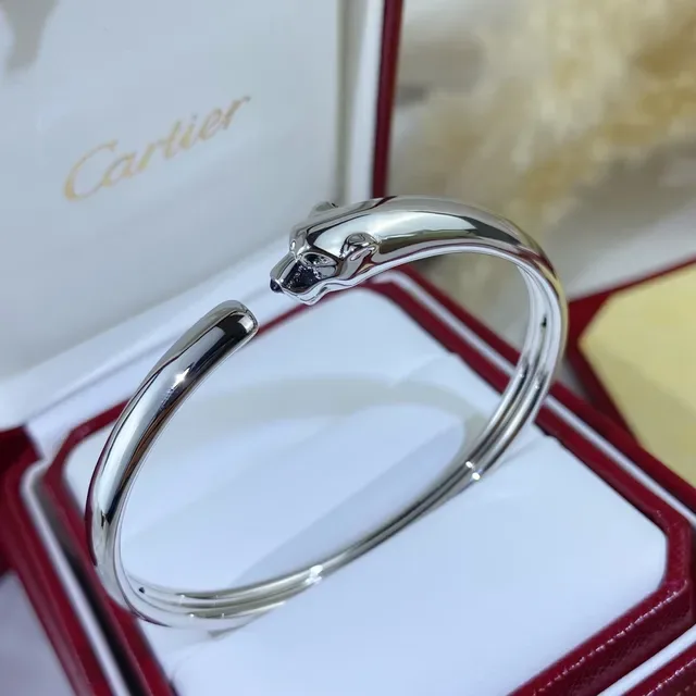Cartier Panthère Bracelet Ouvert Or Argent Tête de Panthère Terminaux 2
