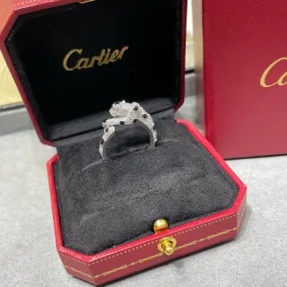 Cartier Panthère Panther Motif Pavé Diamond and Black Spot Ring