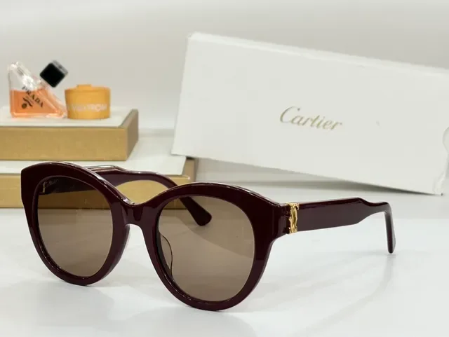 Cartier Panthère-Style Teal Acetate Cat-Eye Sunglasses 6