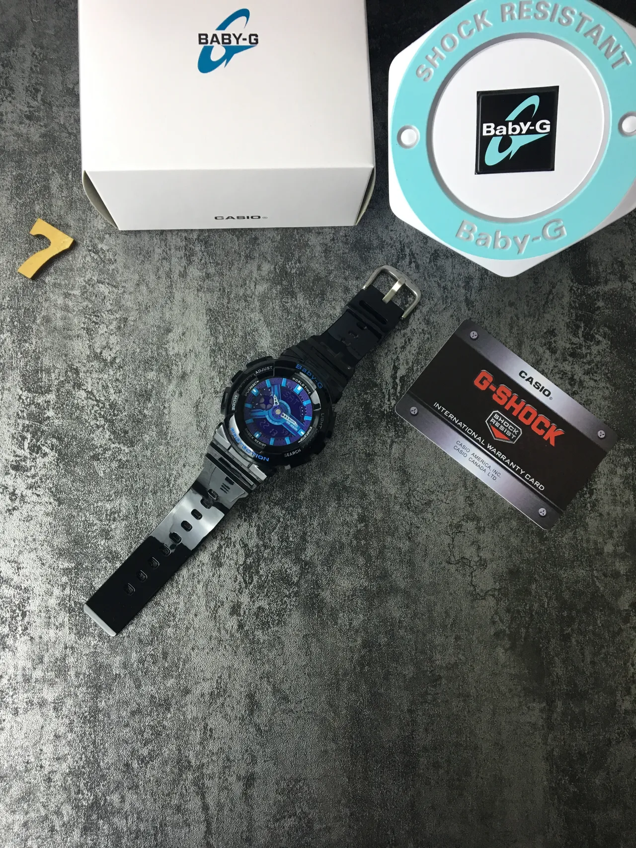 Casio Baby-G GA-110 Preto e Azul Analógico-Digital Híbrido Relógio com Case de Resina e Banda 6