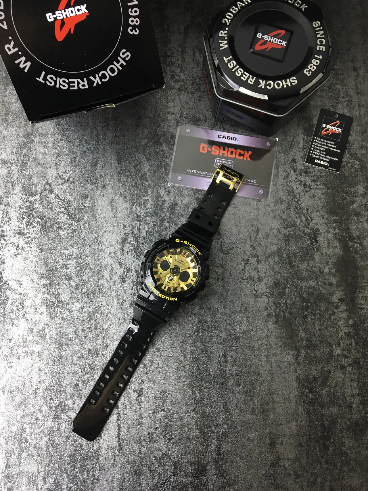Casio G-Shock GA-100 Preto e Dourado Relógio Esportivo 5