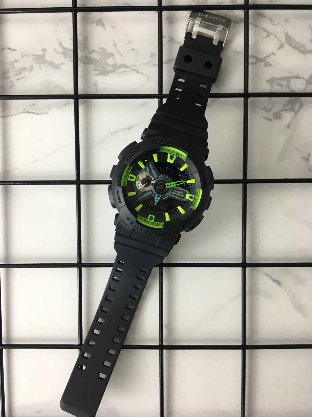 Casio G-Shock GA-100 Noir et Vert Lime Montre Sport 6