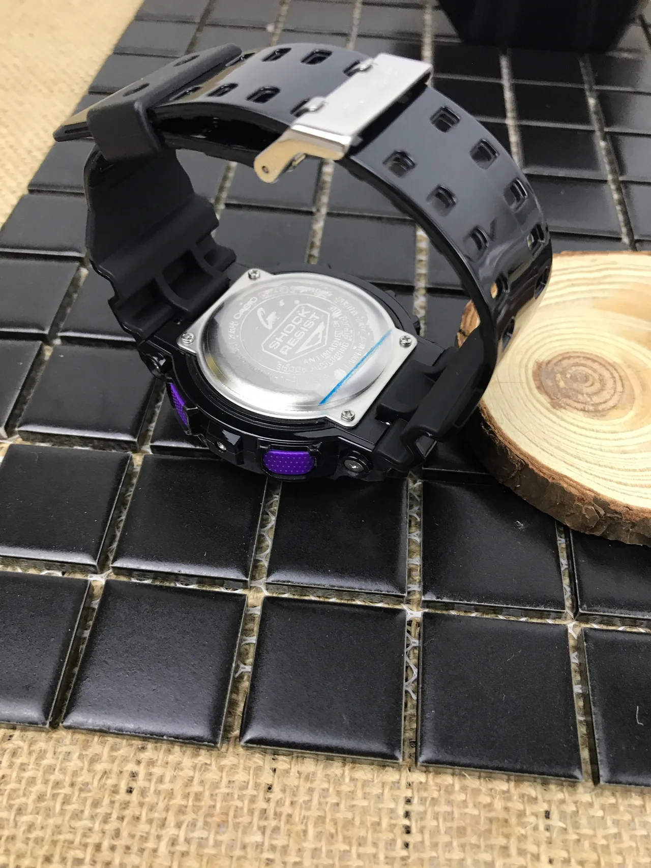 Casio G-Shock GA-100 Noir Violet Cyan Montre Sport 15