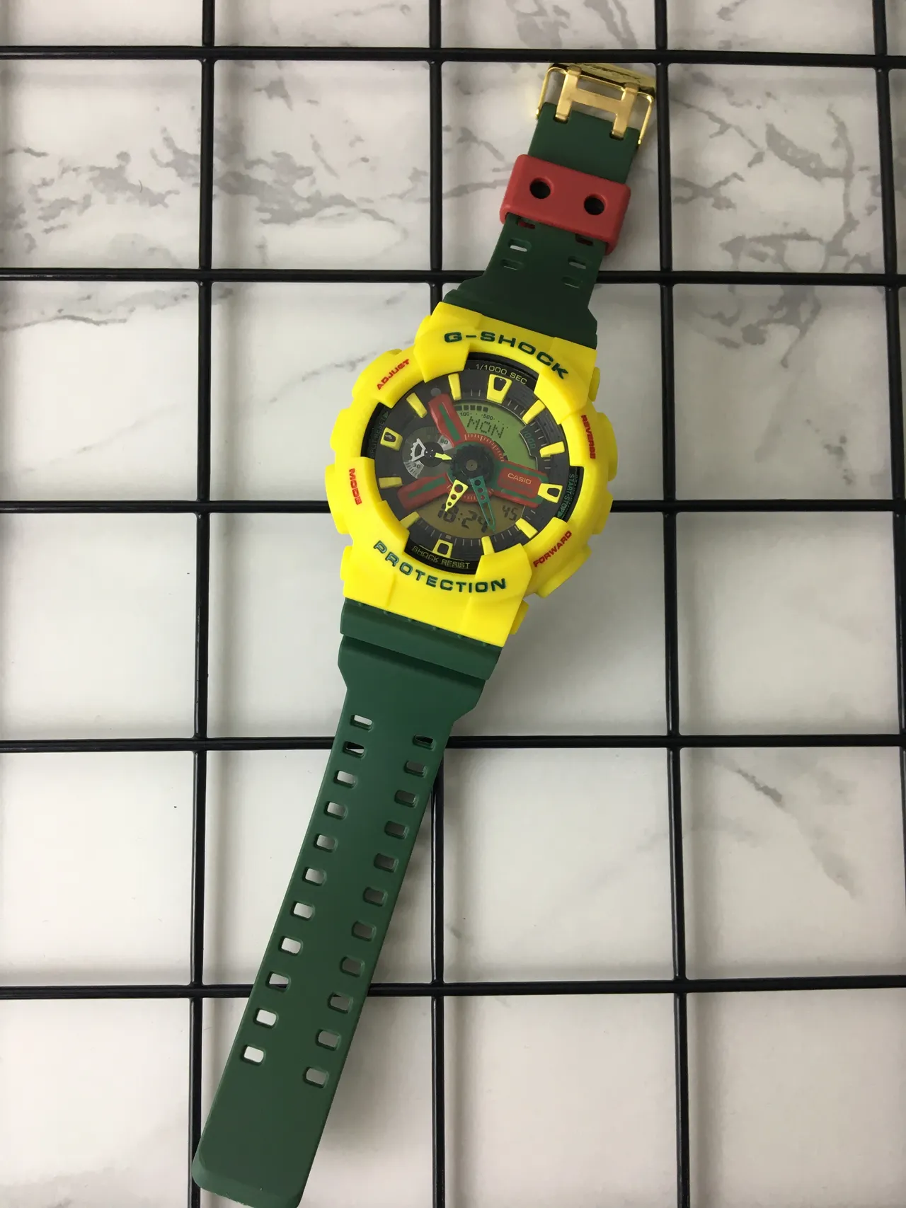 Casio G-Shock GA-100 Jaune et Vert Montre Sport 6