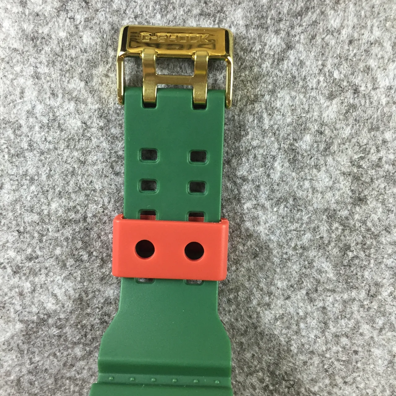 Casio G-Shock GA-100 Jaune et Vert Montre Sport 8