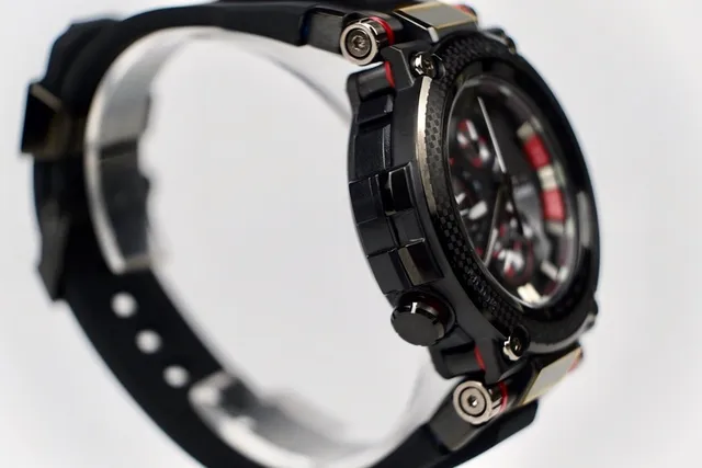 Casio G-Shock MT-G Black Carbon Fiber Chronograph Sports Watch 2