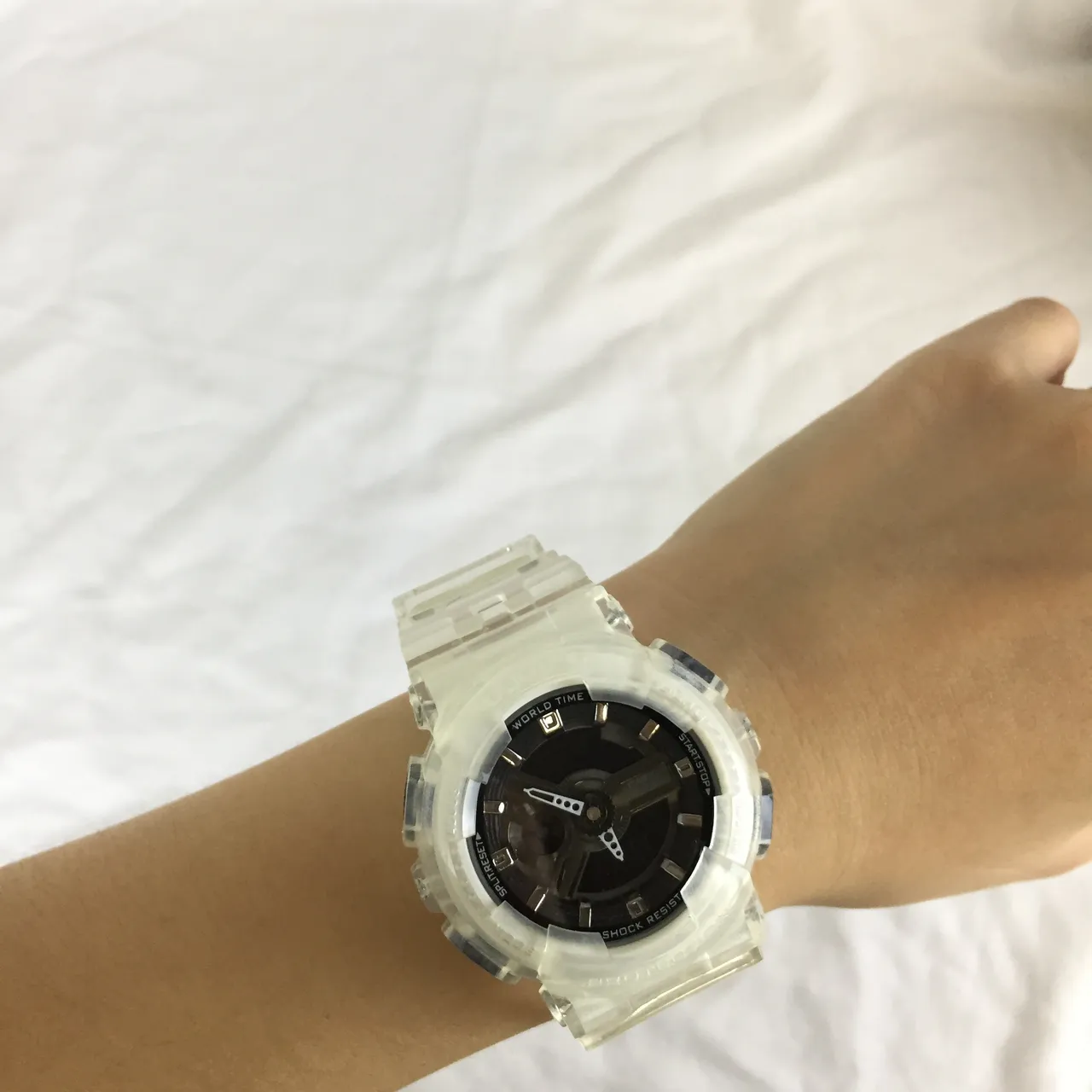 Casio G-Shock Relógio Esportivo de Resina Translúcida Branca 5