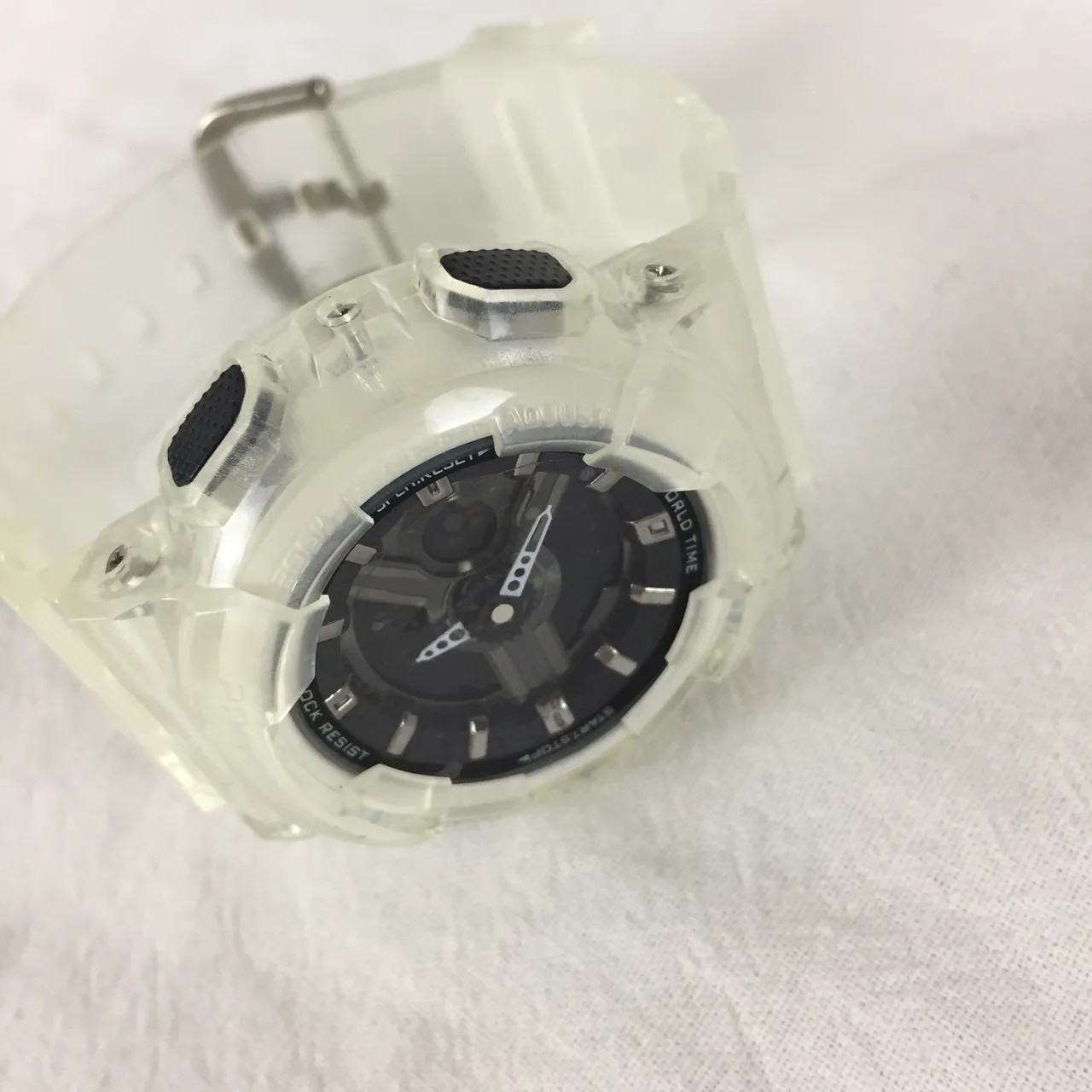 Casio G-Shock Relógio Esportivo de Resina Translúcida Branca 6
