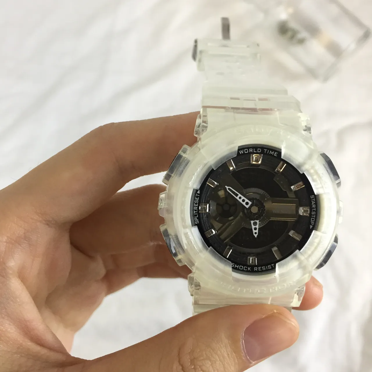 Casio G-Shock Relógio Esportivo de Resina Translúcida Branca 8