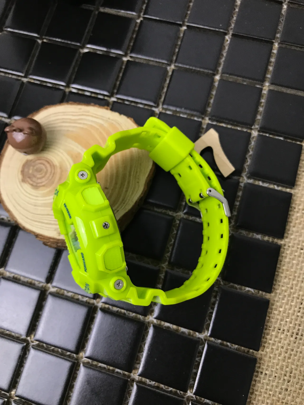 Casio Yellow Green Resin-Cased Dual-Time Display Sports Watch 7