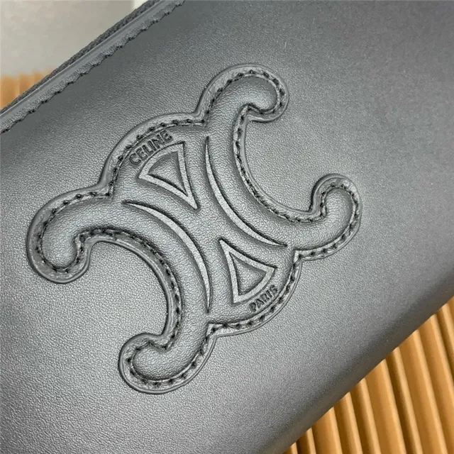 Celine Triomphe Beige Negro Embossado Monograma Cosido Logo Contorno Billetera Larga 2
