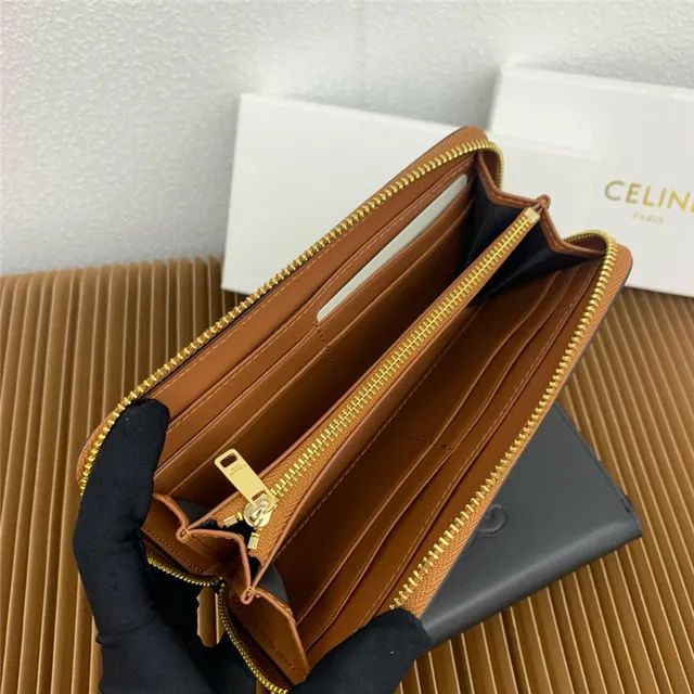 Celine Triomphe Beige Negro Embossado Monograma Cosido Logo Contorno Billetera Larga 14
