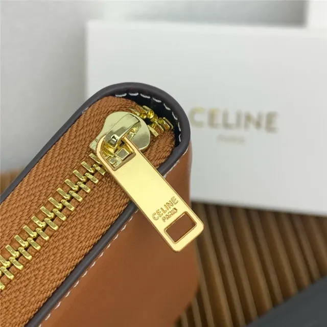 Celine Triomphe Beige Negro Embossado Monograma Cosido Logo Contorno Billetera Larga 15