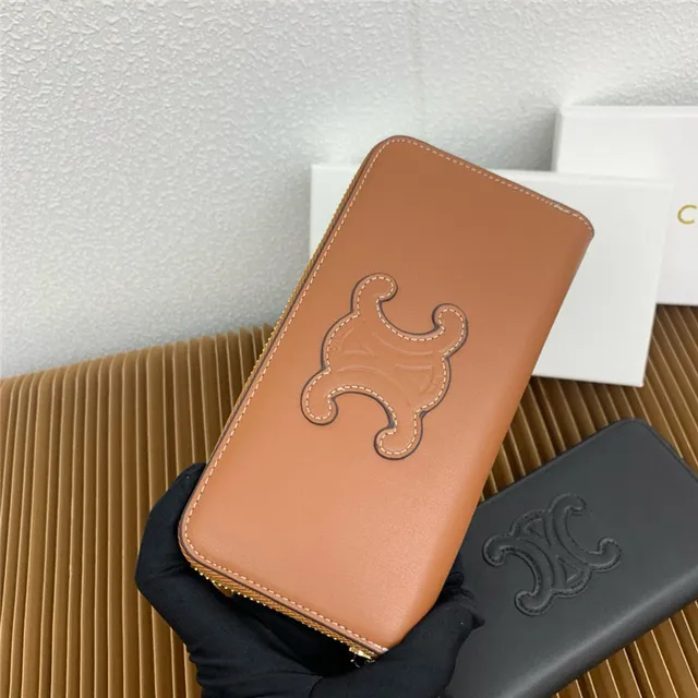 Celine Triomphe Beige Negro Embossado Monograma Cosido Logo Contorno Billetera Larga 18