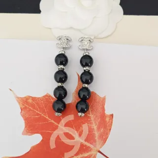 Chanel 黑银串珠垂坠耳环