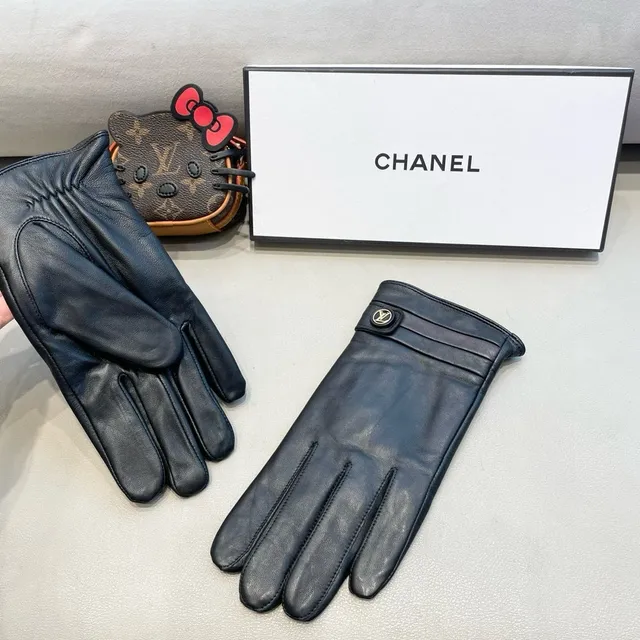 Chanel Black Smooth Gathering At Wrist Leather Gloves 5