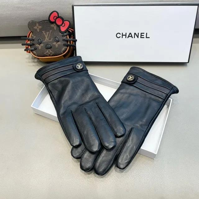 Chanel Black Smooth Gathering At Wrist Leather Gloves 8