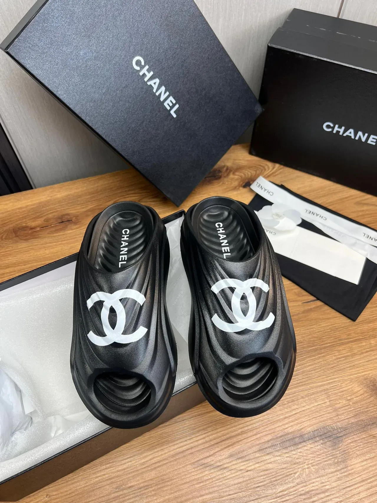 Chanel Black White Molded Rubber Logo-Accented Slippers 2