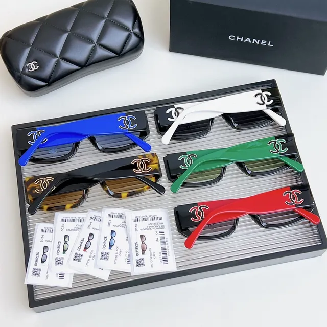 Chanel Black White Rectangular Acetate Frame Oversized Fit Sunglasses 7
