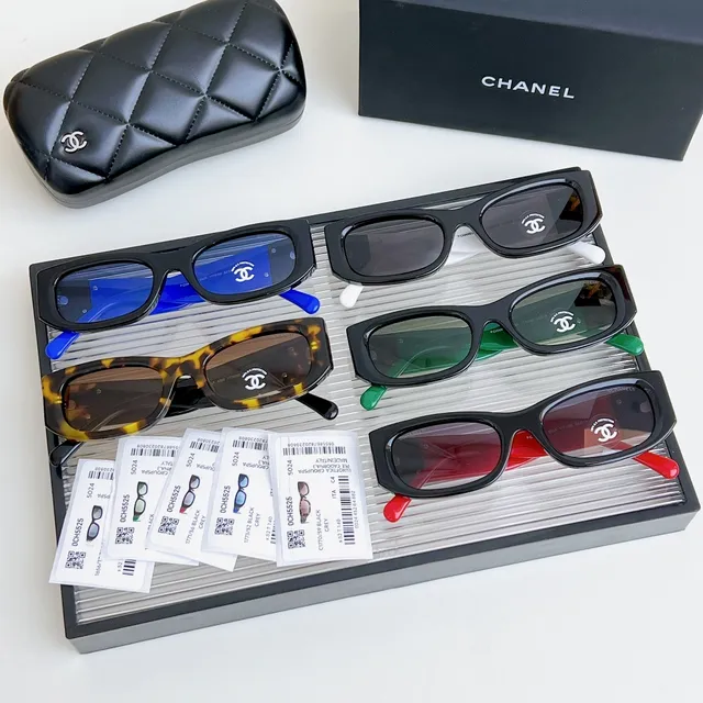 Chanel Black White Rectangular Acetate Frame Oversized Fit Sunglasses 8