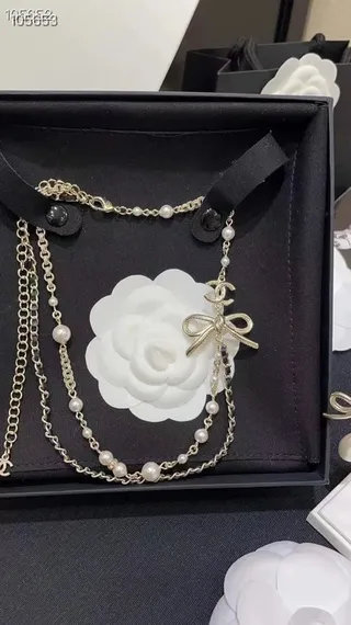 Chanel Bow Pearl Chain Necklace 9