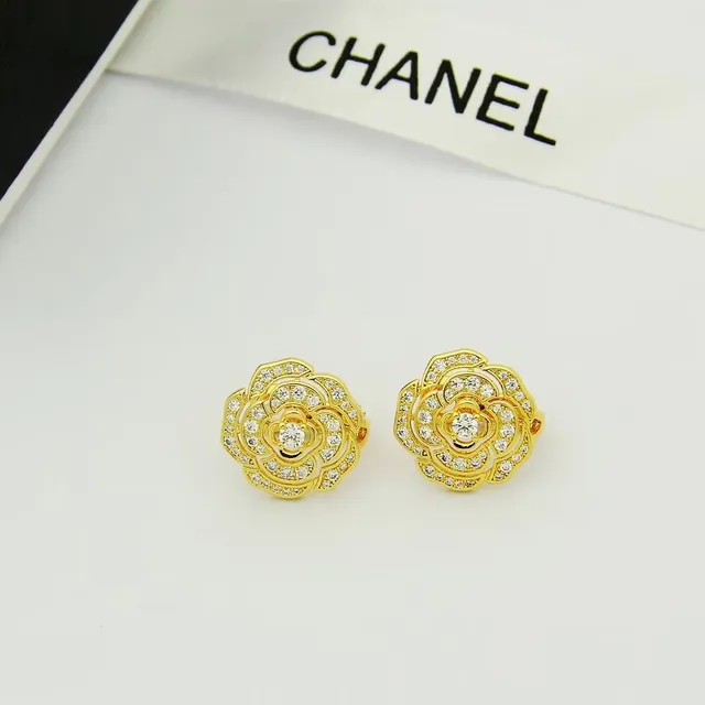 Chanel Camélia Flower Pavé Crystal Earrings 4
