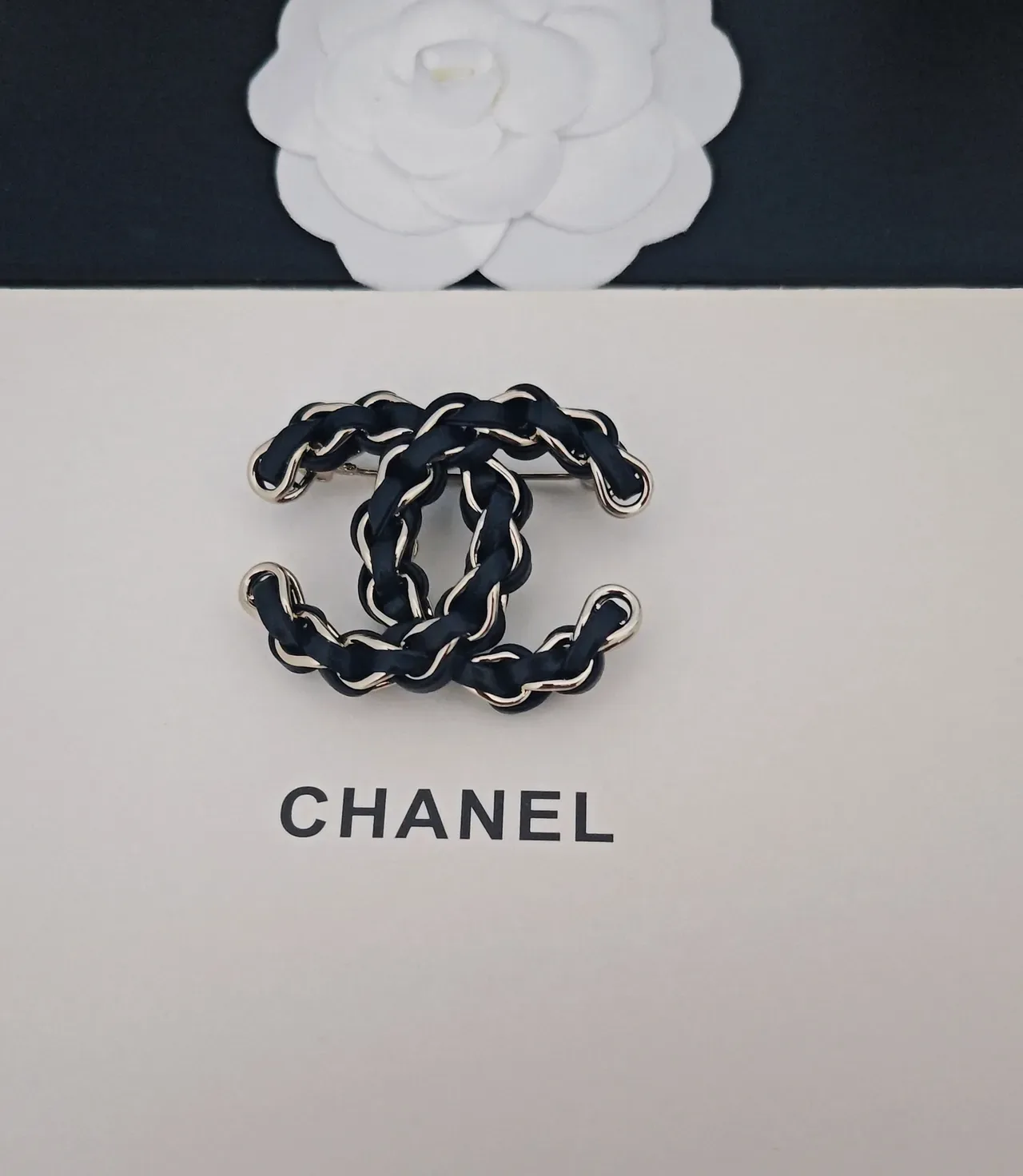 Chanel CC Chain Brooch Black and Gold Brooches 4