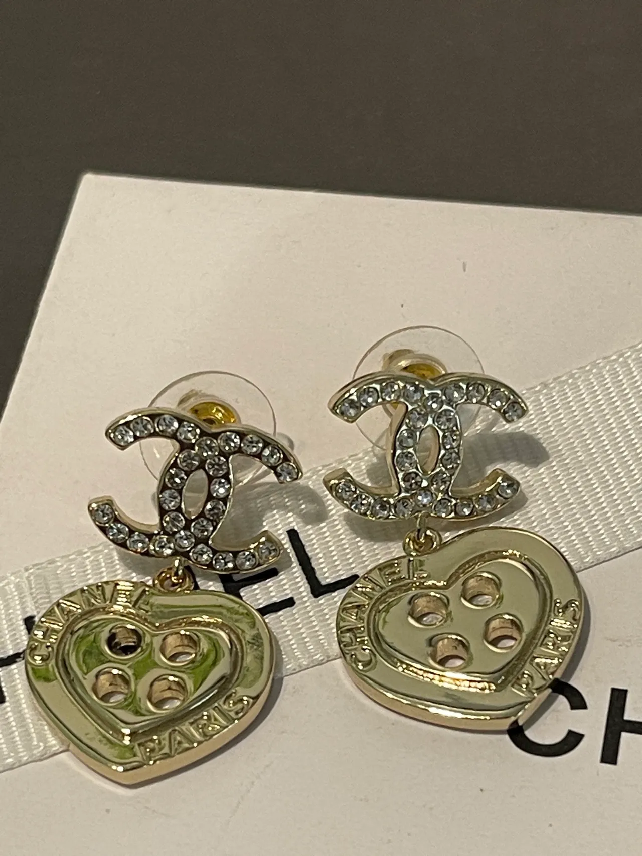 Chanel CC Logo Heart Button Crystal Dangling Earrings 4