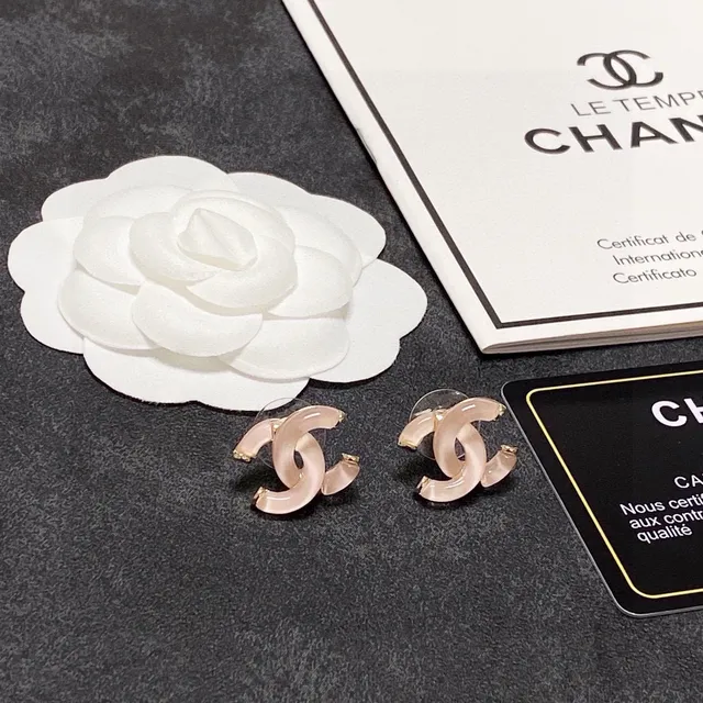 Chanel CC Logo Stud Pink Gold Interlocking Translucent Resin Earrings 8