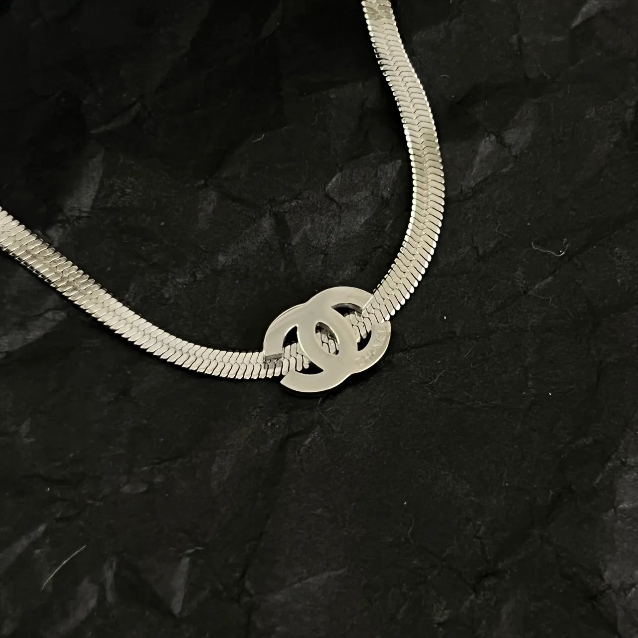Chanel CC Pendant Snake Chain Necklace 3