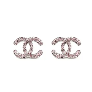 Chanel CC गुलाबी चांदी Pavé Crystal Interlocking Logo ईयररिंग्स