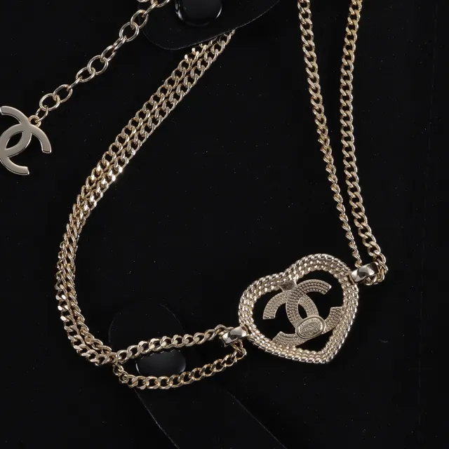 Chanel Gold Double-Chain Heart-Shaped Pendant Bracelet 2