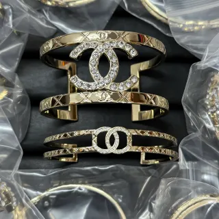 Chanel सोने चांदी क्रिस्टल पवे़ ब्रेसलेट