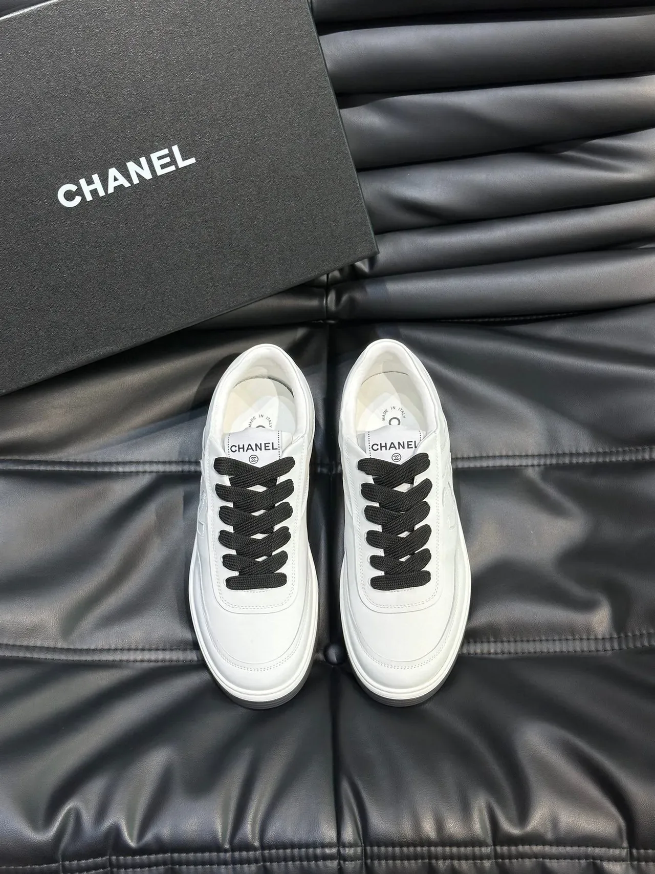 Chanel Lifestyle Sneaker White Black Low-Top Leather Upper Lifestyle Sneakers 2