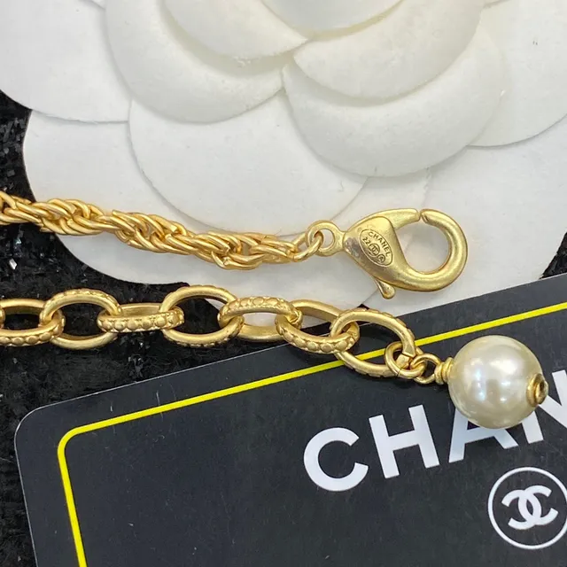 Chanel Multi-Strand Pearl and Rose Quartz Necklace 4