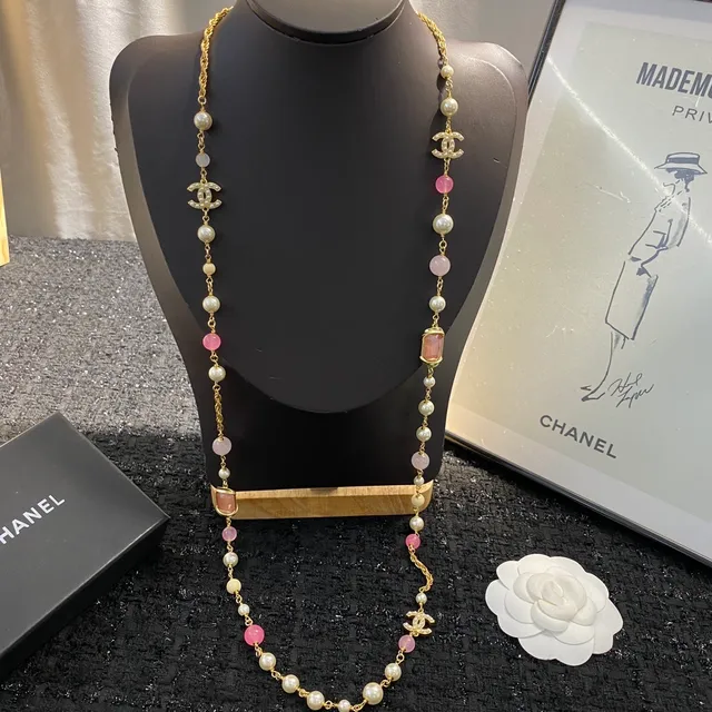 Chanel Multi-Strand Pearl and Rose Quartz Necklace 9