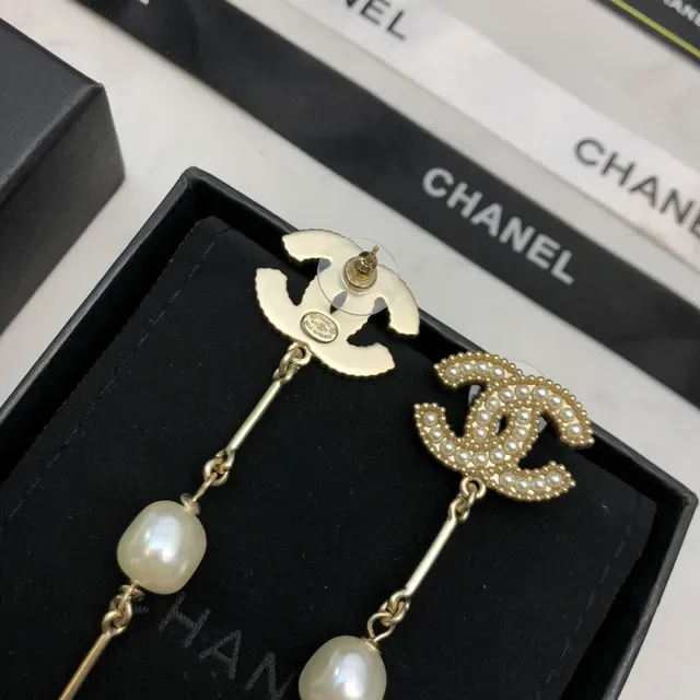 Chanel Pearl-Dangle CC Logo Earrings 6
