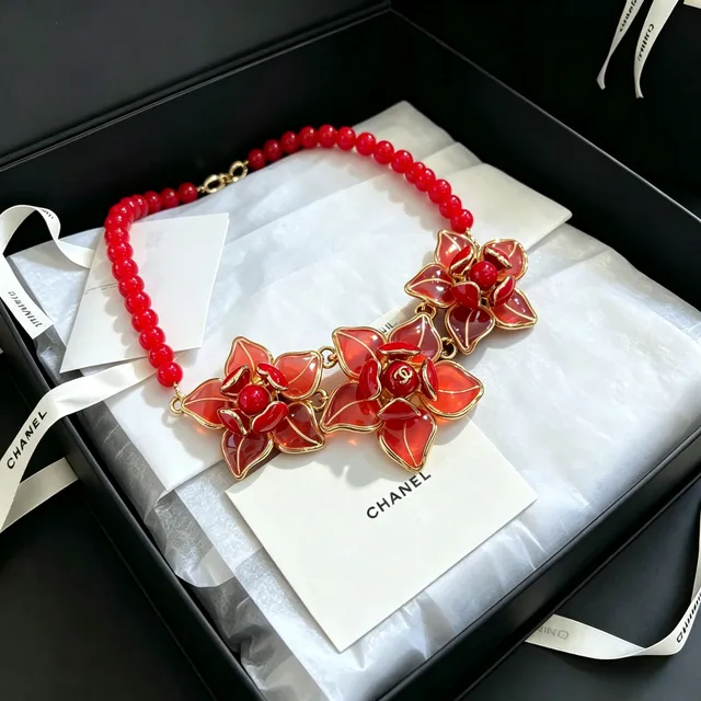 Chanel Red Beaded Enamel Camellia Necklace 5