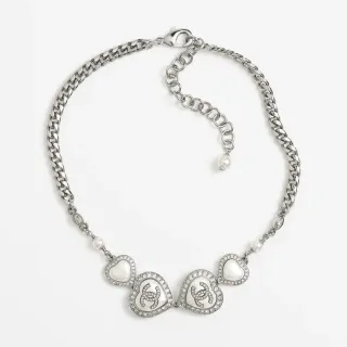 Chanel 银白花边链心形吊坠项链
