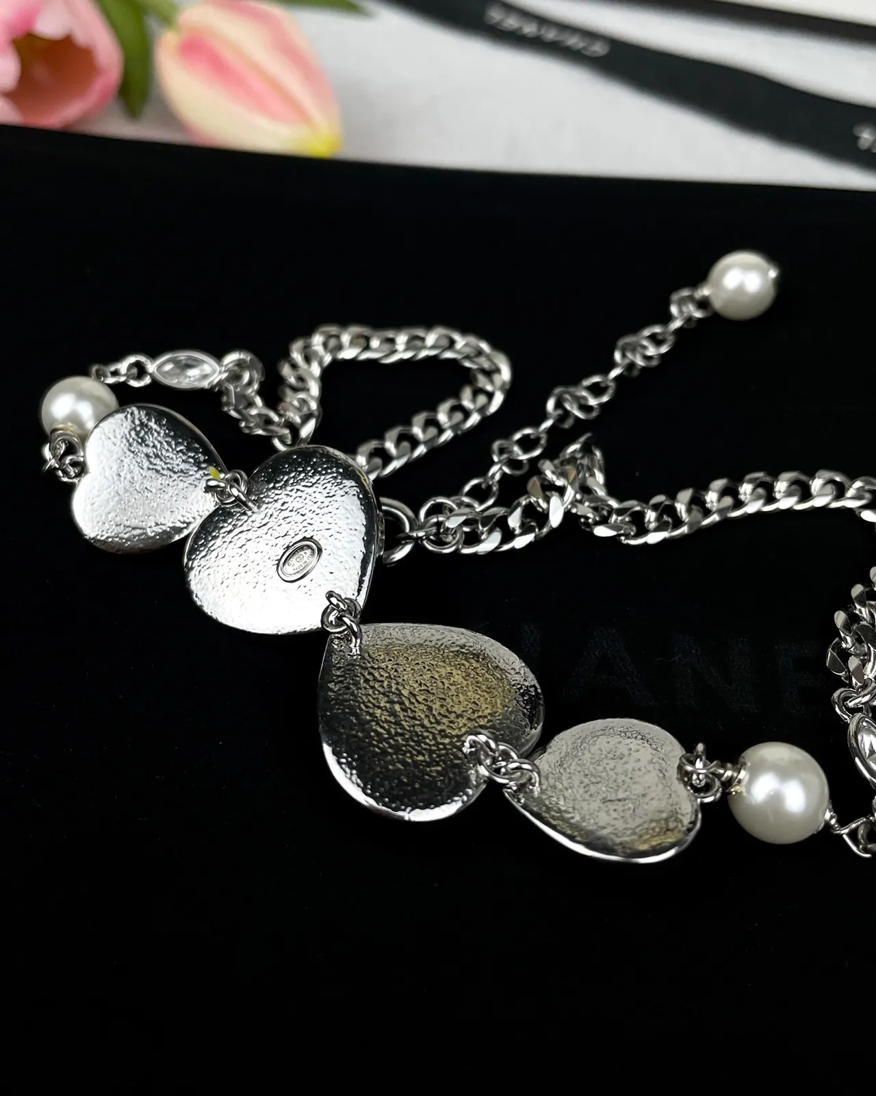 Chanel Silver White Curb Chain Heart-Shaped Pendants Necklace 3