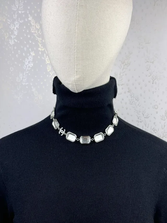 Chanel Silver White Metal Rectangular Resin-Inset Links Necklace 4