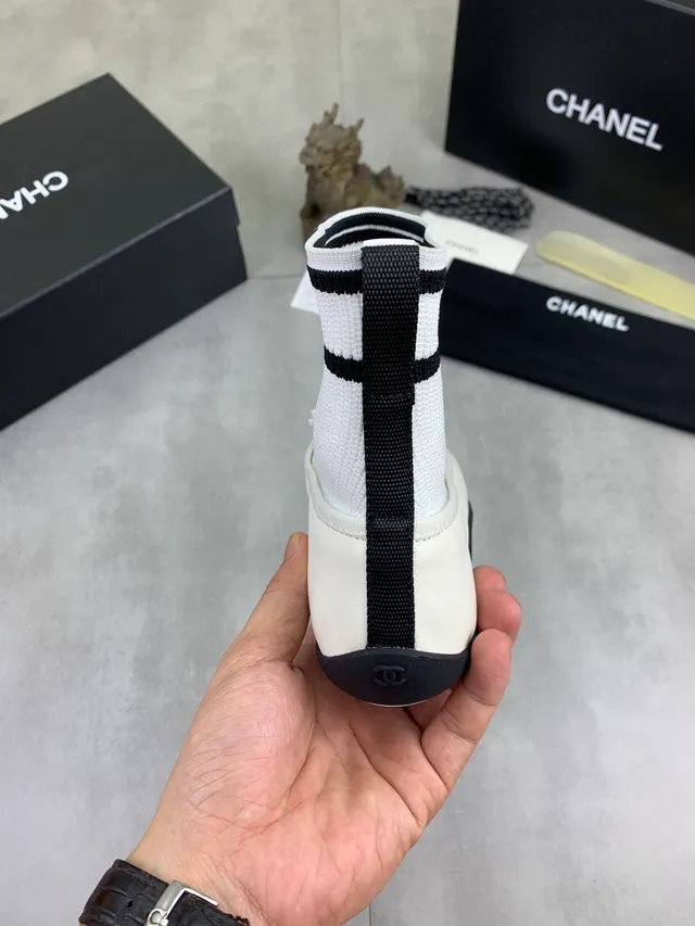Chanel White Black Sock-Knit Ankle Shaft Striped Cuff Ballet Flat 3