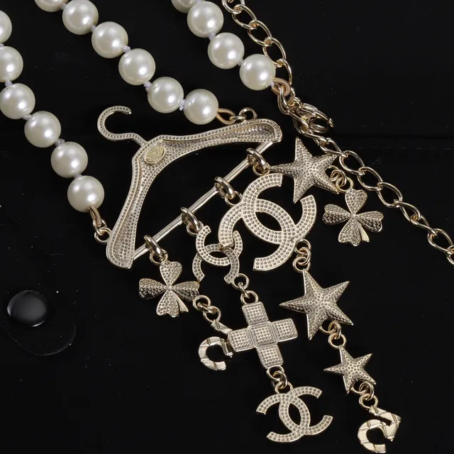 Chanel সাদা সোনা মুক্তা ডোরি হার্ডওয়্যার নেকলেস 2