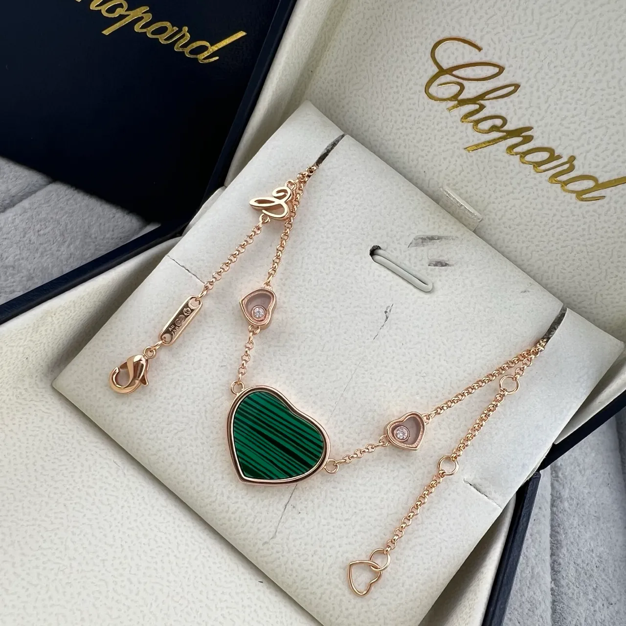 Chopard Cœurs Heureux Malachite Mère de perle Émail rouge Colliers en forme de cœur 3